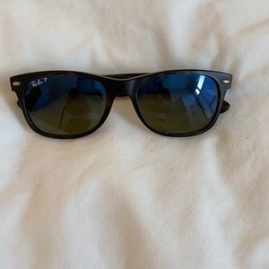 Ray-Ban New Wayfarer polarized sunglasses